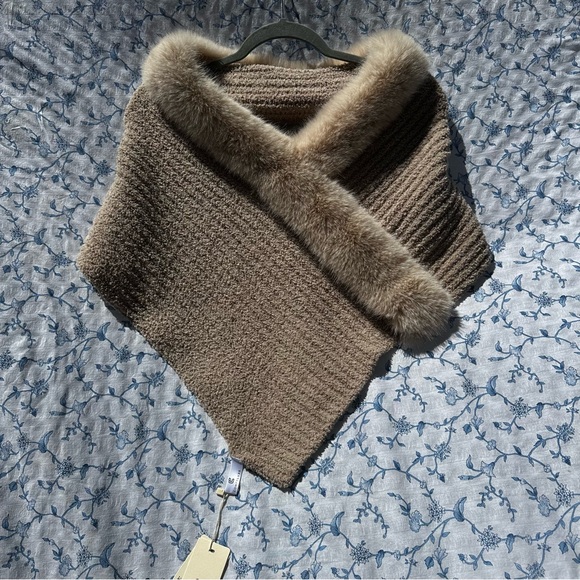 Faux Fur Trimmed Knit Shawl - Picture 1 of 5